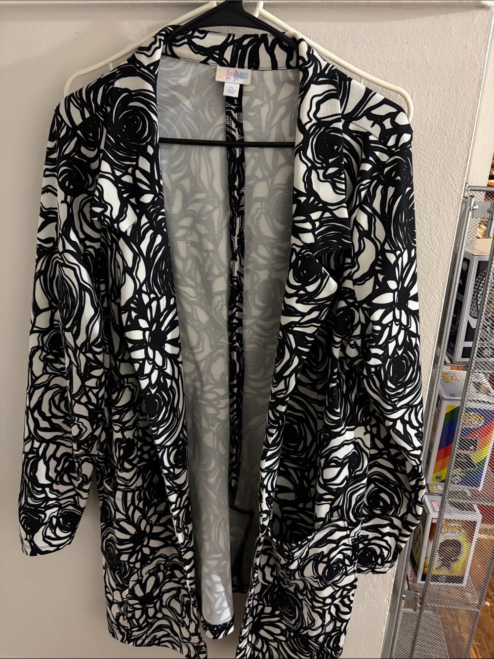 LulaRoe Black & White Floral blazer
